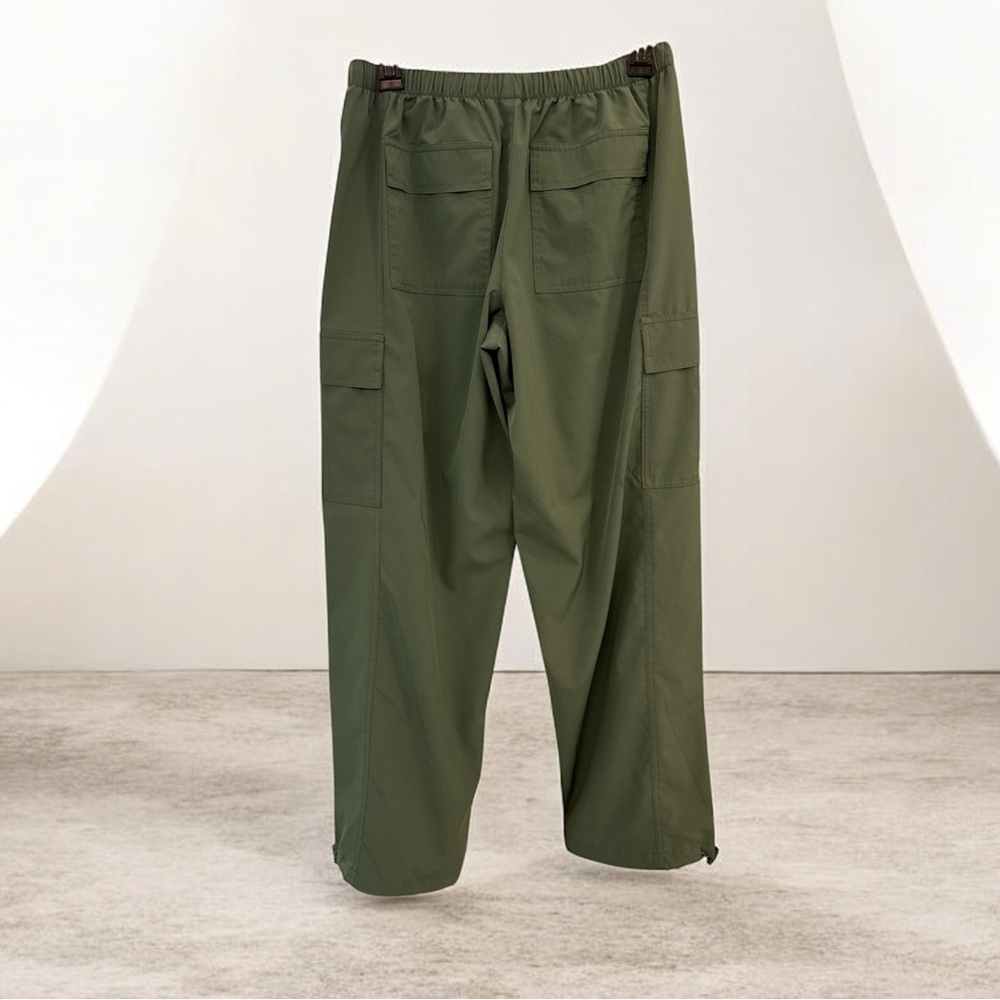 PINK Victoria's Secret women’s Green Cargo Pants